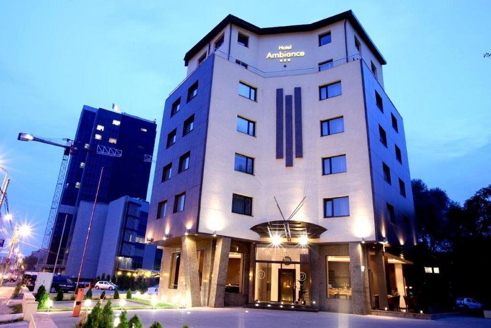 Ambiance Hotel Bukares Bagian luar foto
