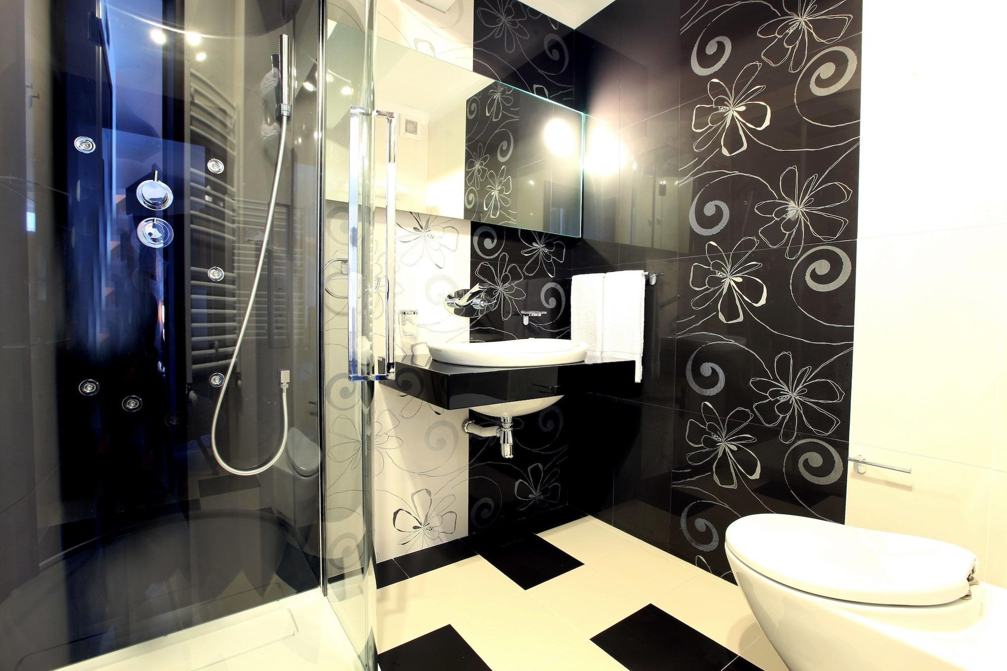 Ambiance Hotel Bukares Bagian luar foto